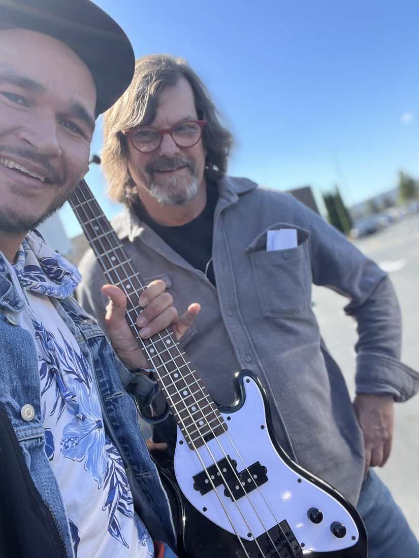 Mike Upton and Shaka with a Kala U·BASS